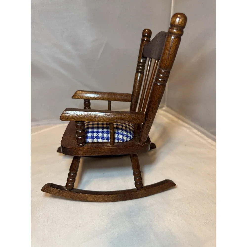 VTG Wooden Tiny Rocking Chair‎ Pin Cushion Needles Sewing Doll Barbie